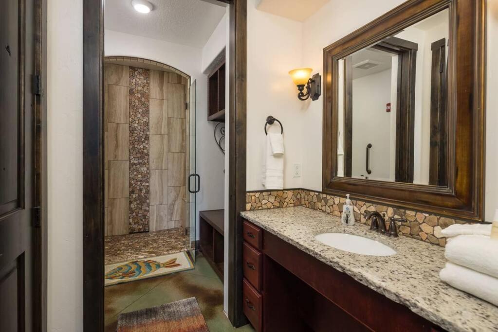 Luxury Downtown Rental Moab Buitenkant foto